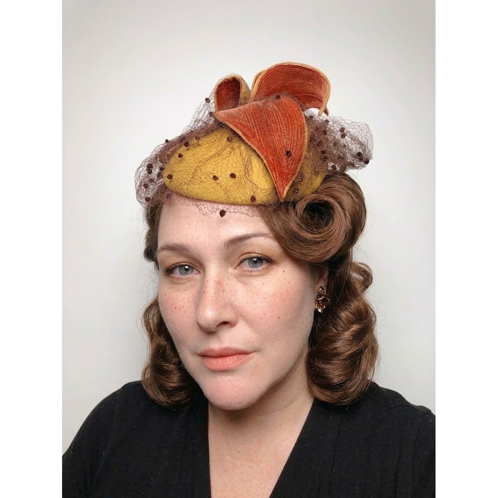 Vintage 1940s Tilt Hat Mustard Yellow Felt Brown Velvet Leaves Eagle Handcraft